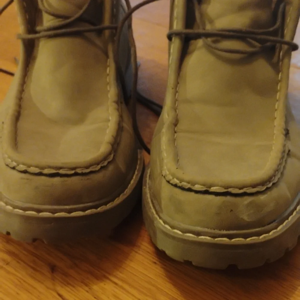 Sonoma Men's Tan Ankle Boots. Size 9 1/2 .Perfect For Work!